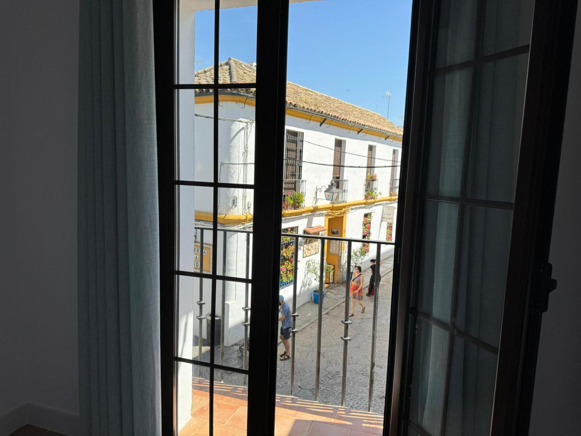 Balcon De Los Patios Con Parking Córdoba Kültér fotó